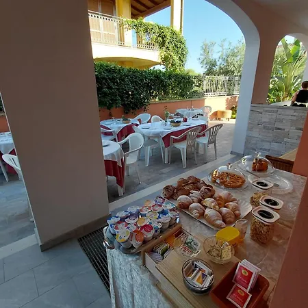 Il Risveglio Di Domo Πανσιόν