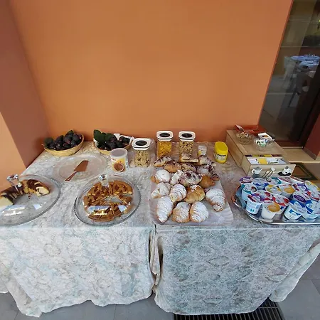 Il Risveglio Di Domo Πανσιόν